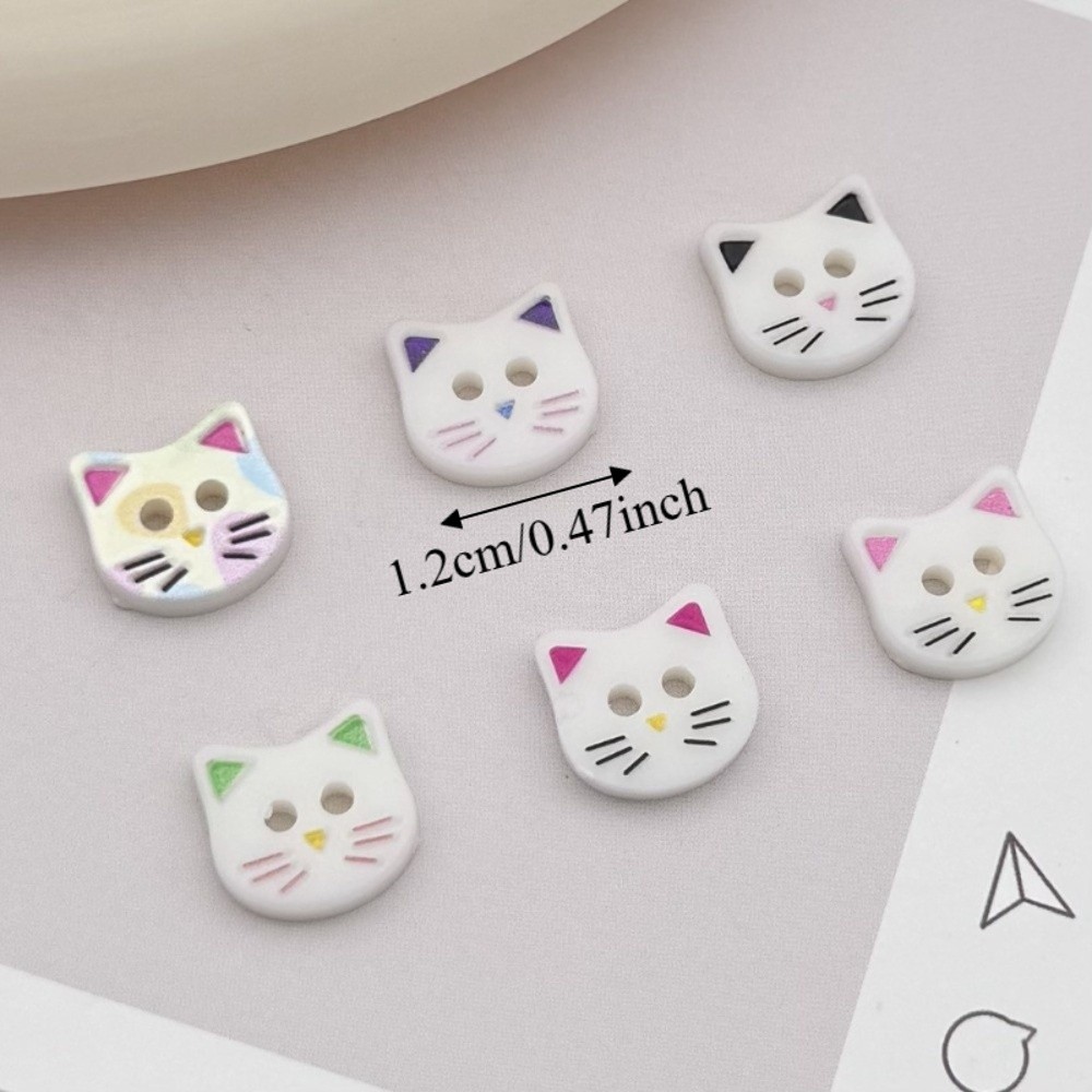 40pcs Fashionable 12mm Kitty Buttons Cute Creative Resin Cat Buttons 2 Holes White Kitten Head Buttons Clothing Coat