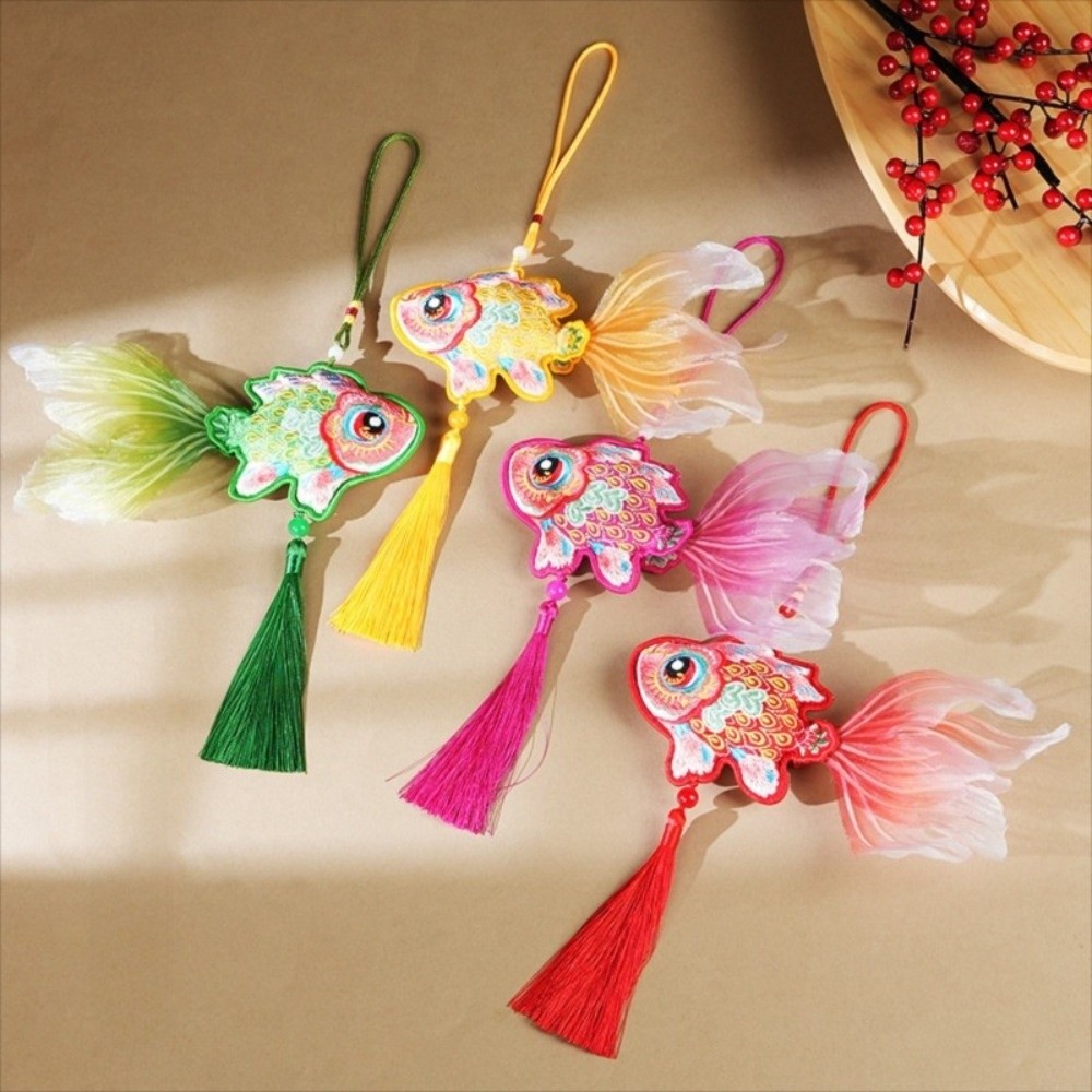 Cute Goldfish New Year Koi Fish Decoration Tassel Good Fortune Chinese Traditional Pendant Good Hanfu Decoration LED Hanging Ornaments Wedding