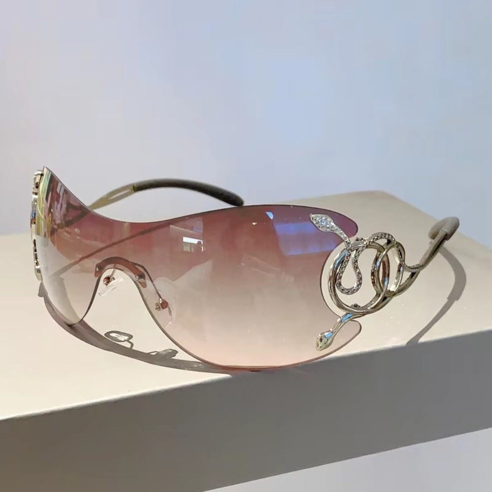 New One-Piece Lens Y2k Rimless Sunglasses Outdoor Shades Trendy Luxury Design Metal Frame Sunglasses Punk Glasses Gift