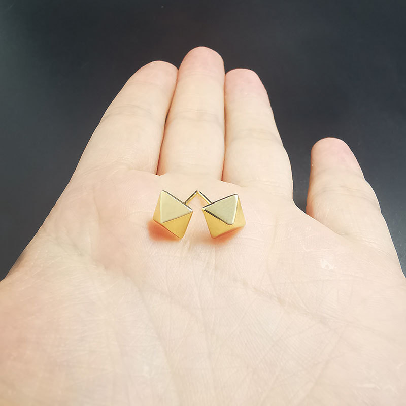 【New arrival】Square Pyramid Earrings Light Luxury Niche Earrings Simple Ear Studs Tapered Design Ear Studs Men's and Women's Fashion Earrings Gift