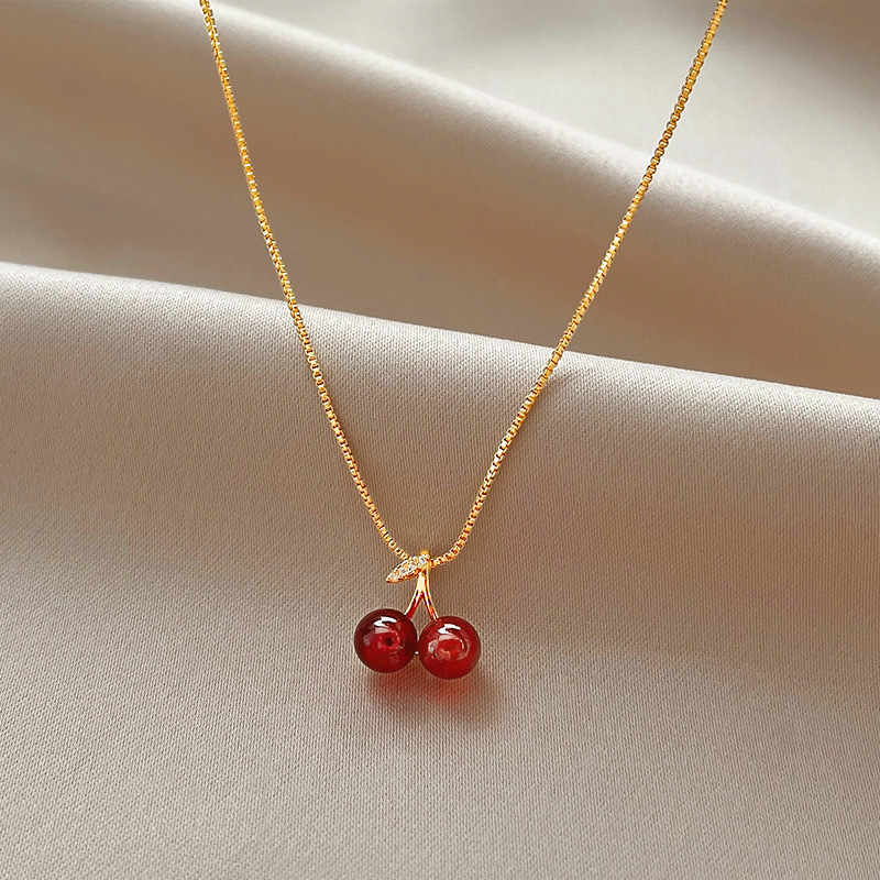 Yuanyan Fashion Korean Red Cherry Pendant Necklace for Women New Trend Girl Wedding Banquet Jewelry Accessories Collarbone Chain