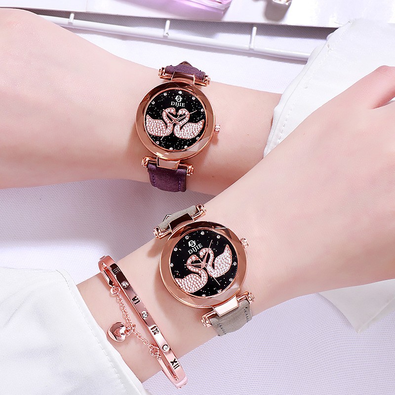 【Unique features】Creative Ins-style watch for middle school girls, featuring a cute, Japanese minimalist design suitable for trendy students. The watch embodies an elegant and fashionable aesthetic, perfect for young girls who appreciate a stylish and sim