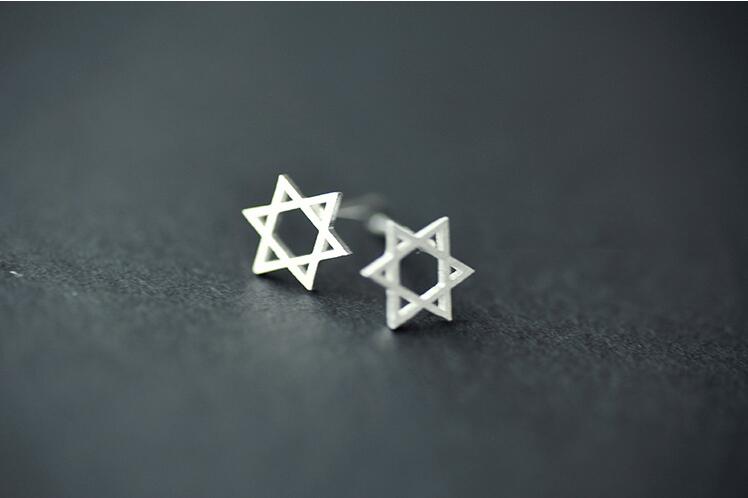 【Hongtai Store】SMJEL New Arrival Fashion Bicycle Small Earring Cute Stud Earrings Wo Vintage Jewelry Earing Biker Gift bijou