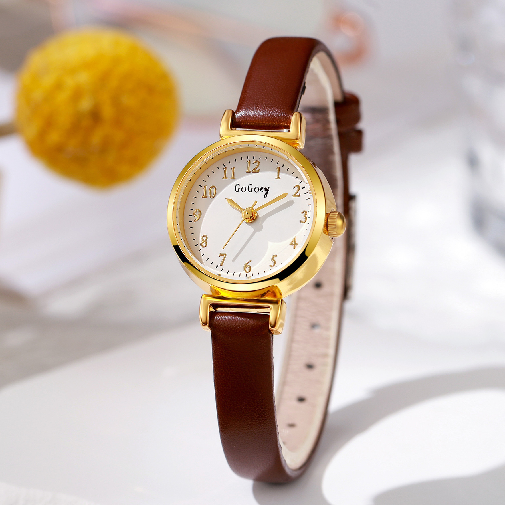 【Hot New Release】Stylish and Versatile Women's Watch with a Small Round Dial - A New Arrival with a Sense of Elegance. Perfect for Fashion-Forward Ladies, Inspired by Korean Design. Ideal for Students and Those Seeking Unique, Niche Electronic Quartz Watc