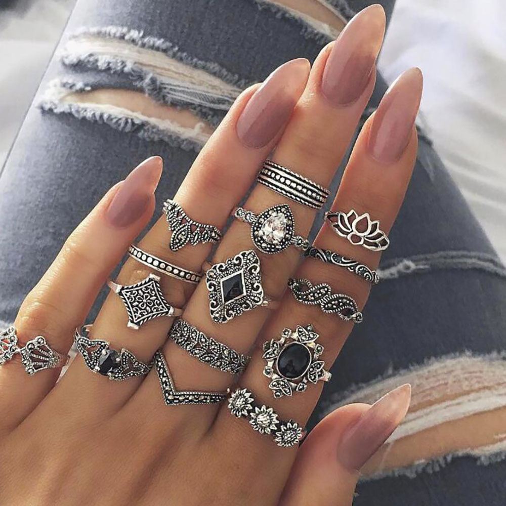 designs】New 15-piece ring tide fan hollow lotus sunflower geometric black gem suit ring women
