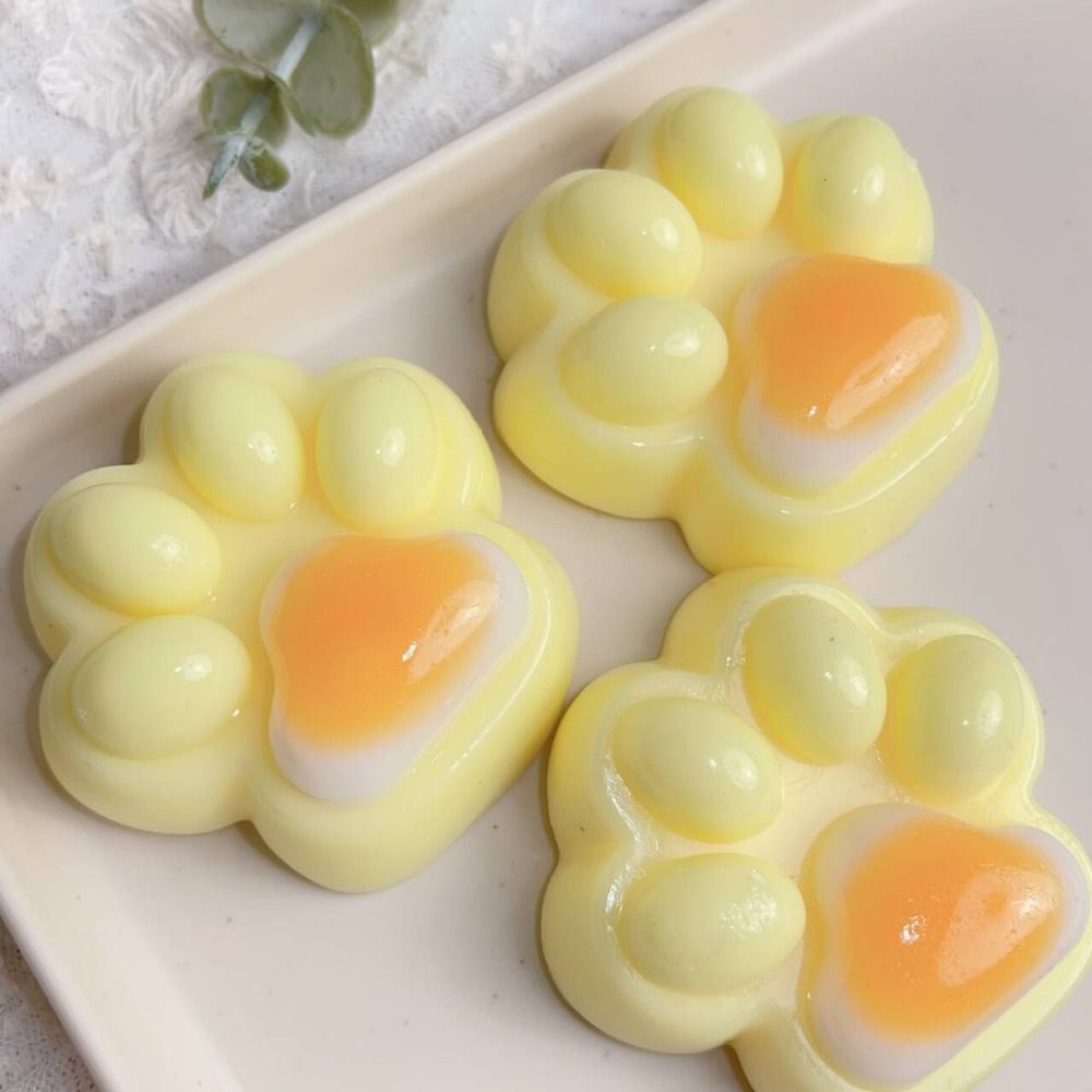 Cute Three-color Rainbow Mini Cat Paw Squeeze Toy Cat Paw Poached Egg Cartoon Fidget Toy TPR Sensory Toy Pinch Decompression Toy Kids Tricky Doll