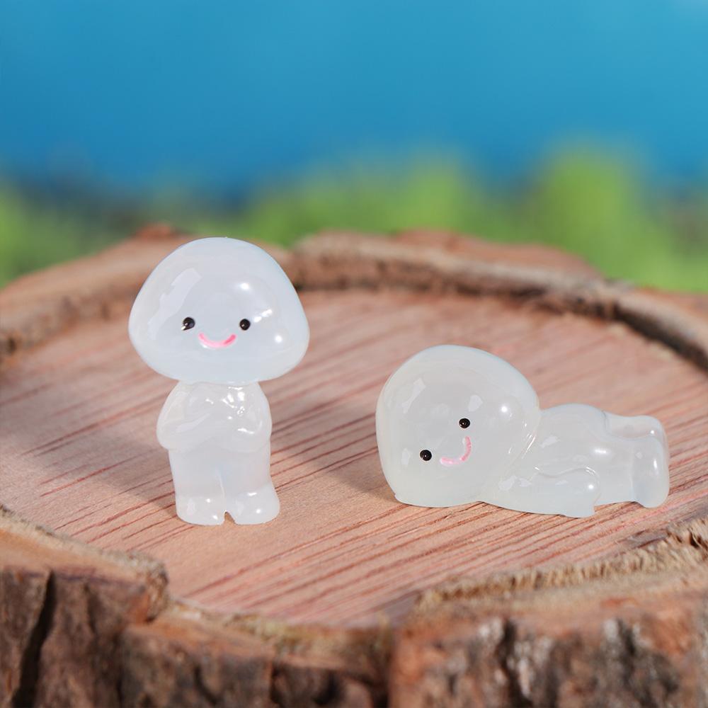 Kids Gift Cartoon Luminous Small People Figurines Resin Crafts Cute People Figurines Miniatures Glow in Dark DIY Little Man Statue Fairy Garden Decorations