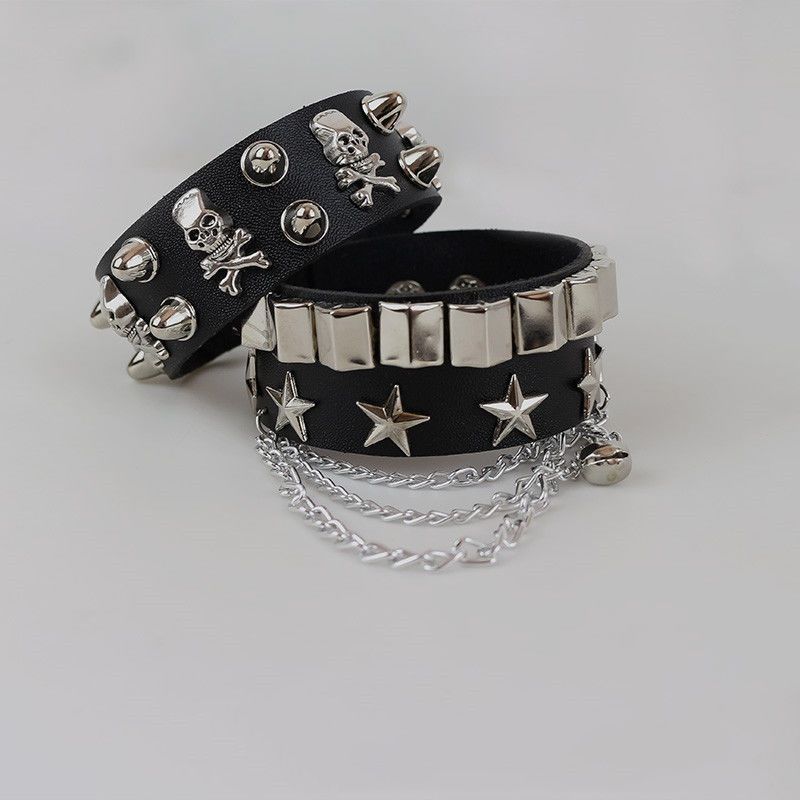 【Top Picks】New Cool Girl Punk Leather Rivet Bracelet Personalized Skull Street Dance Accessories Hip-hop Bracelet Wide Bracelet Trendy Men