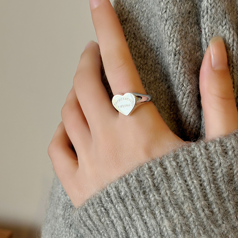 【Whoever uses it, who praises and Korean Style Three-Dimensional Romantic Love Shape Ring Women's Suit Same Necklace Fashion Elegant Letter Finger Ring
