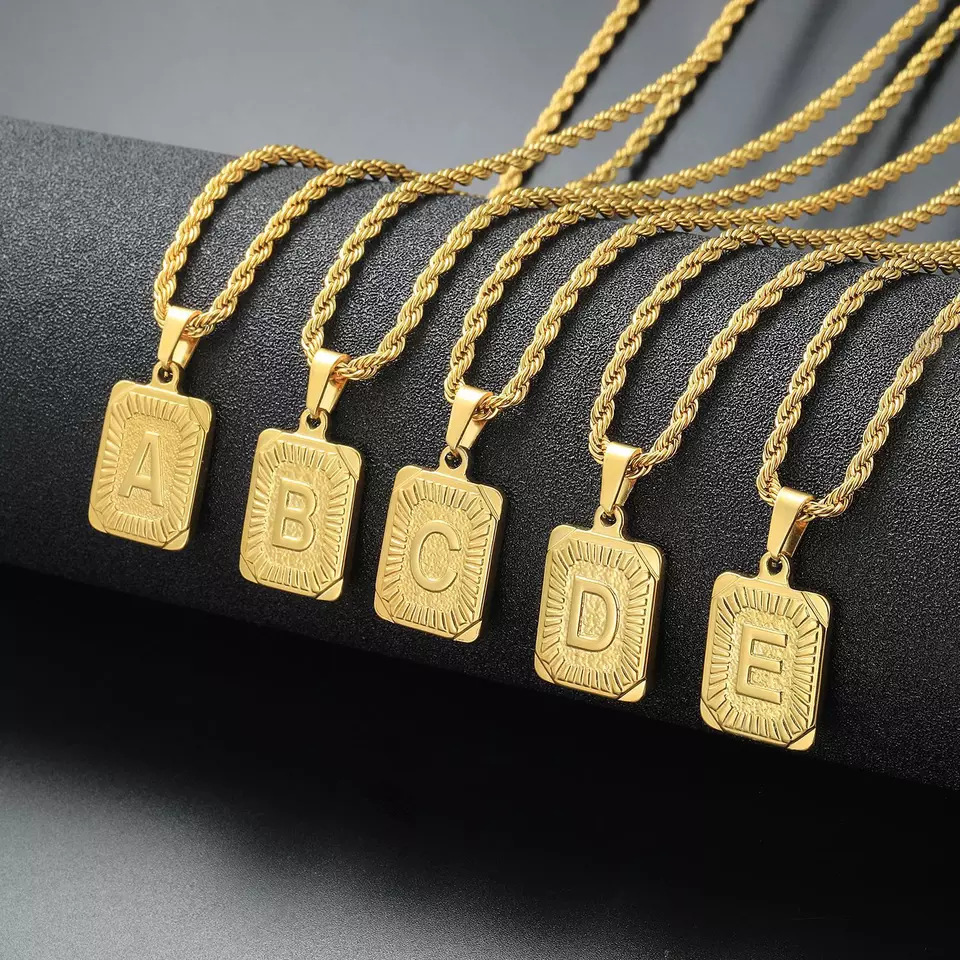 【Special offer】Men's 18K Gold Square Brand Stainless Steel Letter Pendant Men's Hip Hop Fashion English Letter Necklace
