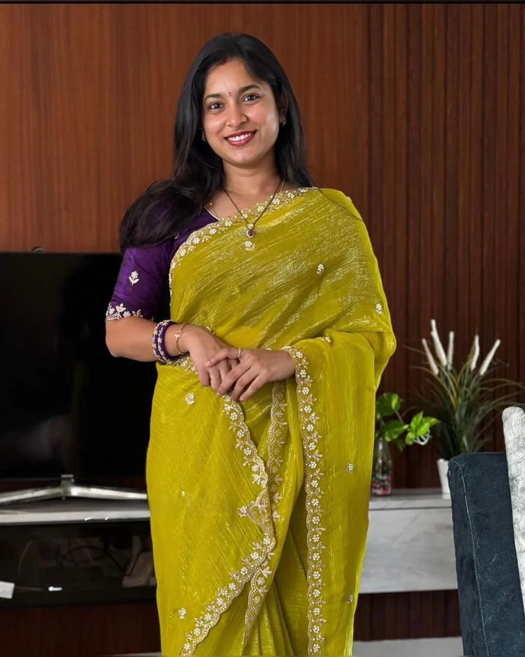 Elegant Pure Soft Cranchi Handwork Saree with Rangoli Satin Blouse By Sapnaaz Fashion