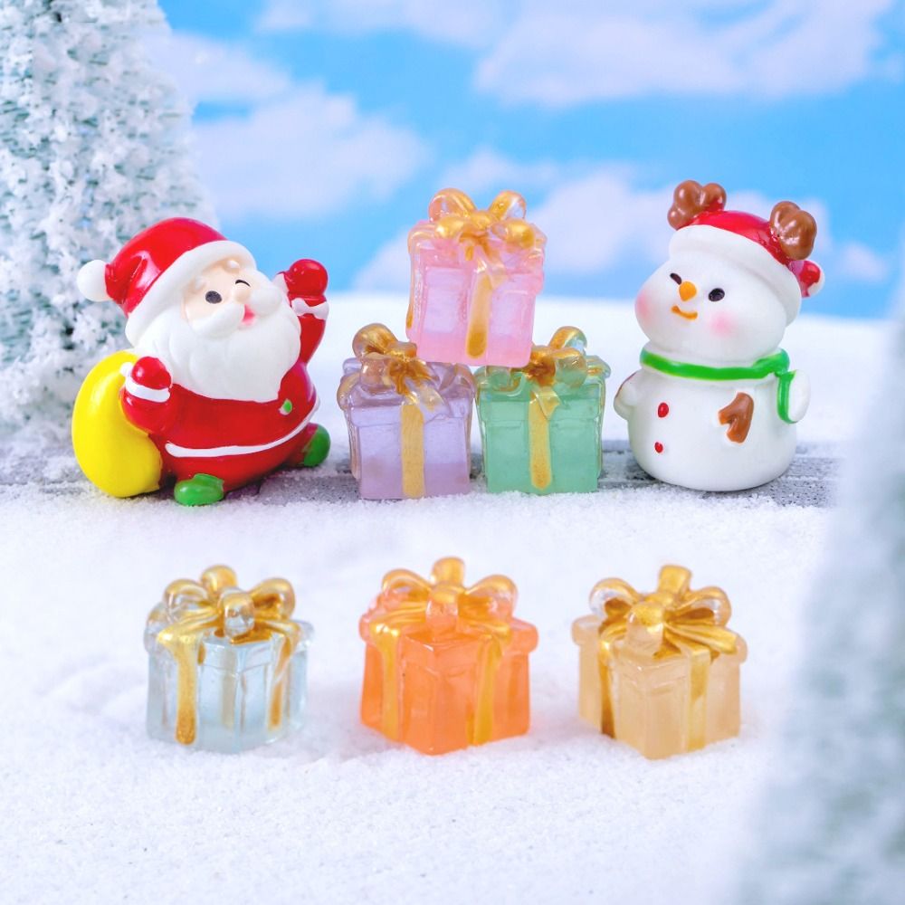 6PCS New Micro Landscape Christmas Luminous Gift Box DIY Crafts Resin Xmas Luminous Small Figurines Cute Mini Car Small Ornaments Christmas Home Decoration