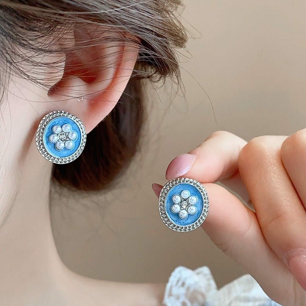 Temperament Minimalist Needle Earrings Flower Retro Style Blue Oil Stud Earrings Light Fresh Design C Shaped Earrings Party