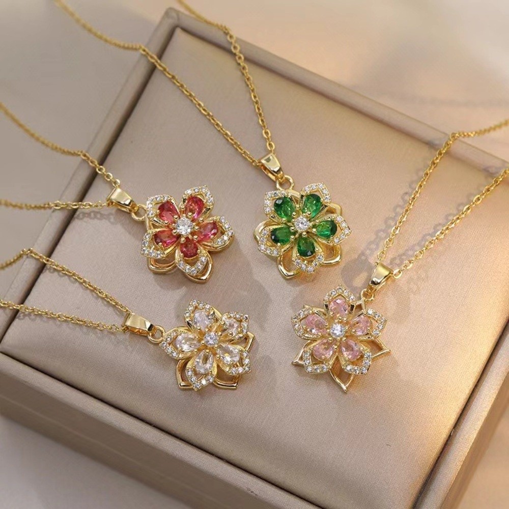 Romantic Shiny Pendant Necklace Sweet Elegant Rotatable Flowers Choker Trendy Petal Necklace Wedding