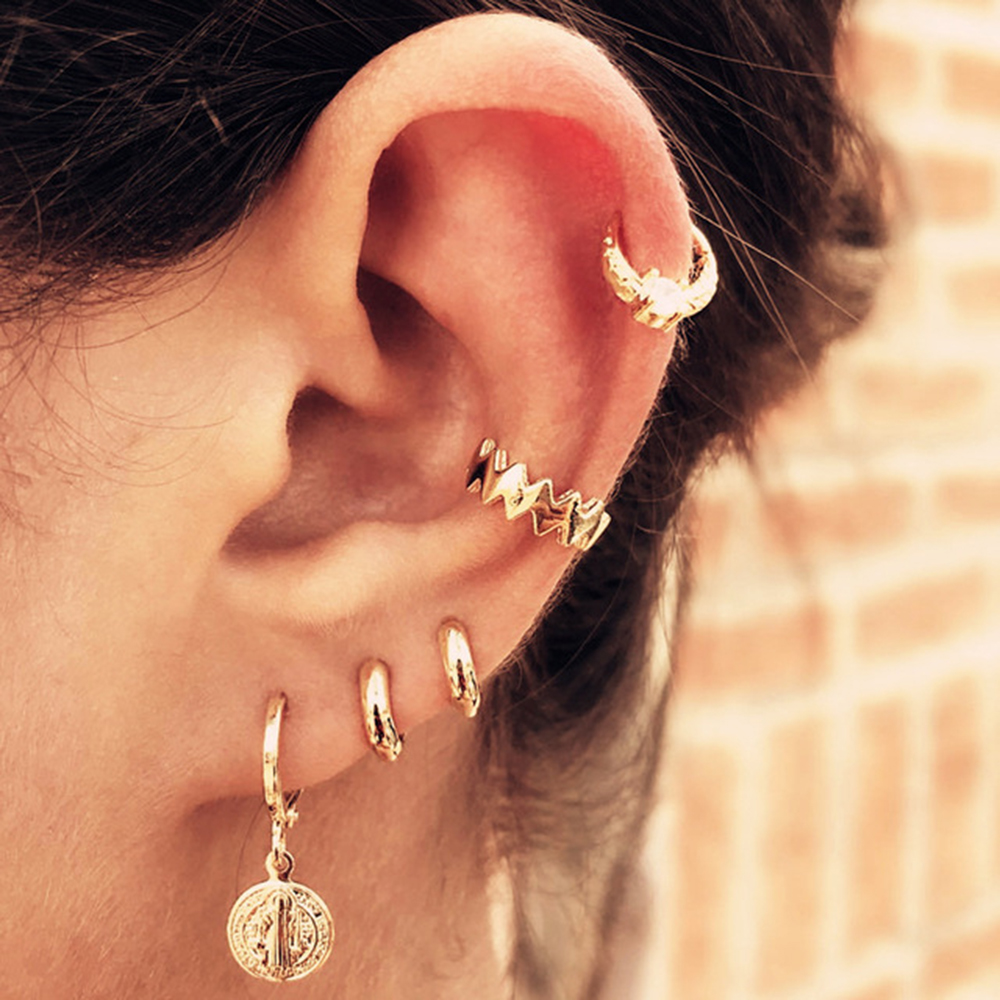 【Hongtai Store】Modyle 5 Pair/set 2023 Brincos Female Rhinestone Earrings Set Amazing Price Gold Stud Earring Wo Fashion Jewelry