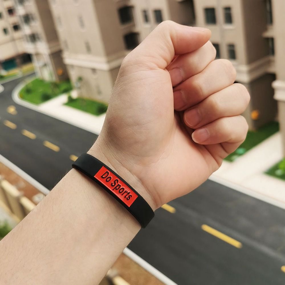 Basketall Players Bangles Hand Bands Do Sports Silicone Wristbands Printed Lettering Fashion Style Wrist Bands Engraved Simple Sports Design Bracelets Kids Gift