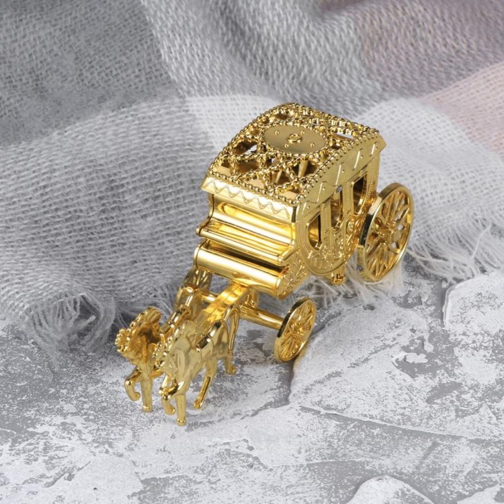 Portable Exquisite Carriage Candy Box Plastic High-end SmallCarriage Ornaments Cute Carriage Model Desk