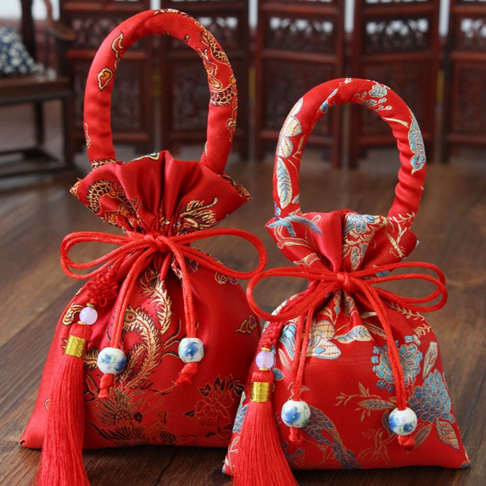 Portable Chinese Style Chinese Knot Brocade With Tassels Bride and Groom Wedding-favor Gift Package Bag Candy Bag Handle Bag