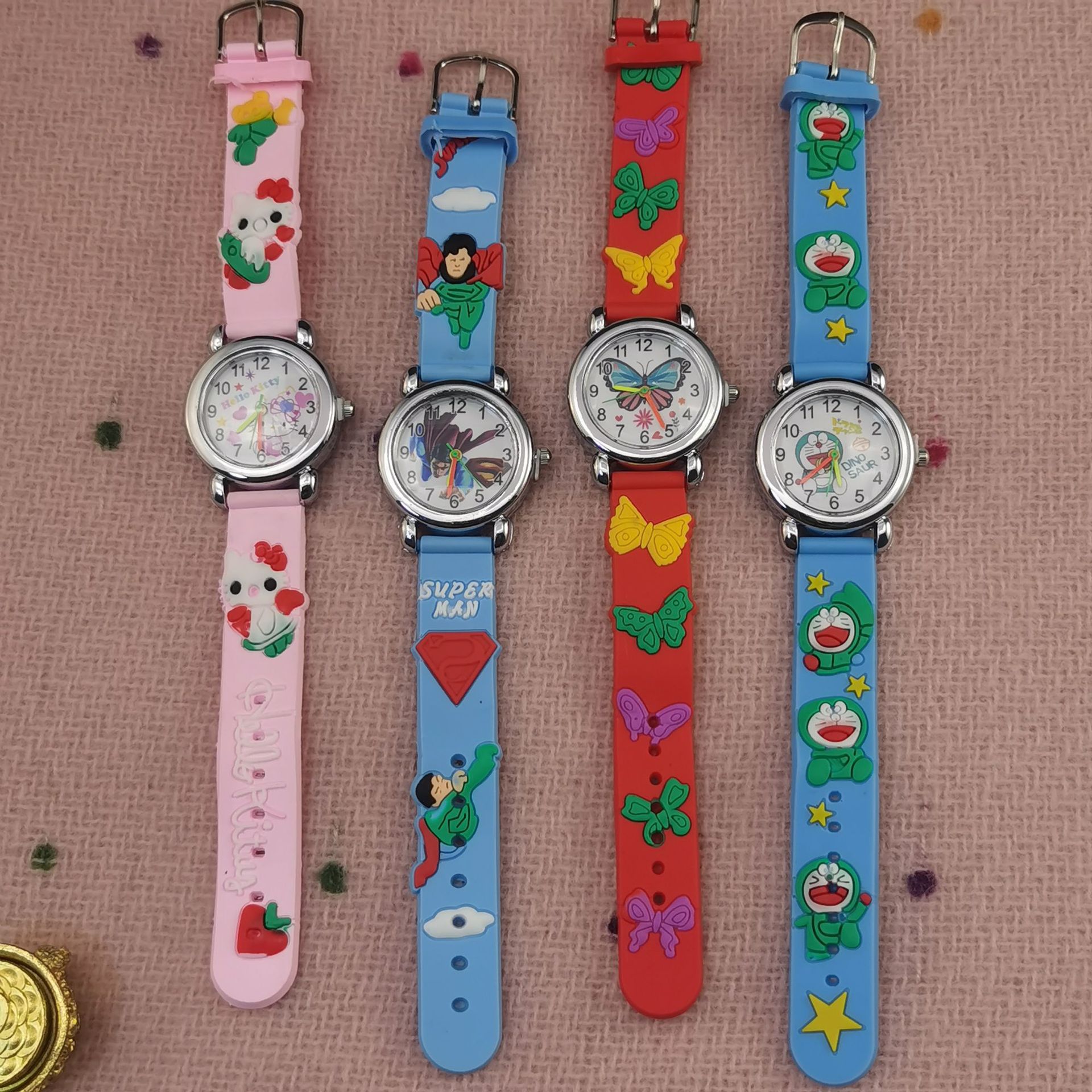 【New Trend】Children's 3D Cartoon Silicone Strap Premium Watch for Students - Boys and Girls, School Plastic Children's Watch Quartz