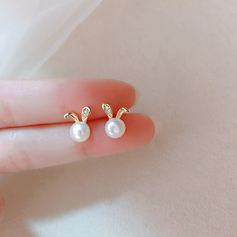 【Fashion-forward】S925 Silver Ben Year of the Rabbit Year of Rabbit Earrings Women's Natural Freshwater Pearl Earrings High-end for