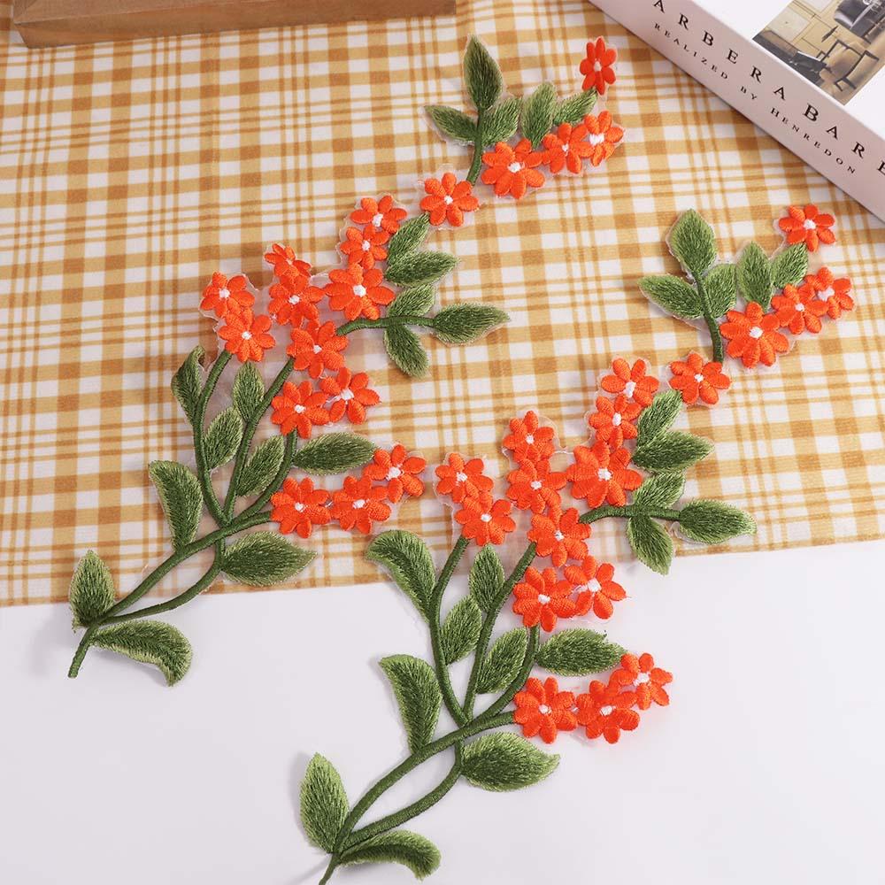 2pcs DIY Green Leaf Daisy Flower Embroidered Patches Exquisite Vintage Clothing Applique Elegant Clothes Patches Sewing