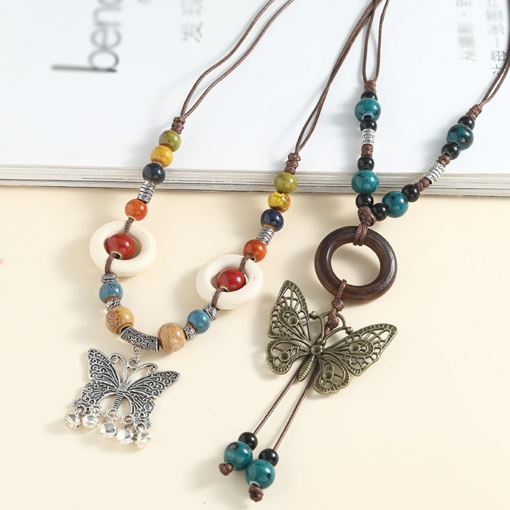 Chinese Style Ethnic Style Butterfly Pendant Necklace Retro Design Versatile Style Wooden Loop Chain Handmade Craft Long Length Ceramic Necklace Casual Wear