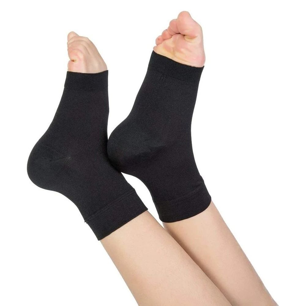 1Pc Sports Socks Elastic Gel Heel Pads Soft Light and Thin Heel Protective Sock Gel Padding Breathable Ankle Support Unisex