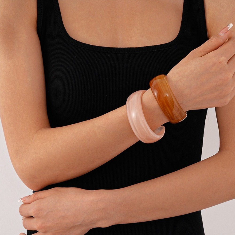 Simple Bohemian Acrylic Bangle Hip Hop Geometric Irregular Wide Bracelet Jelly Color Europe American Style Retro Hand Ring Gift