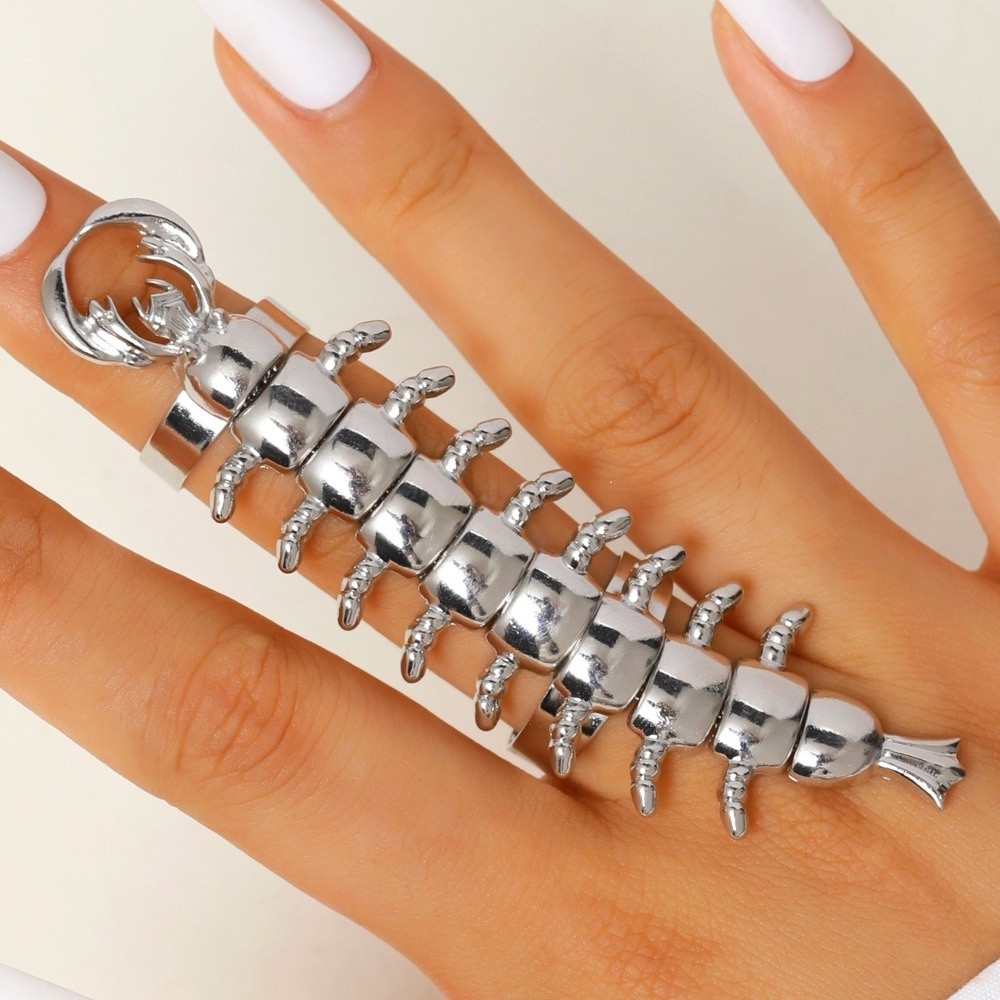 Creative Stainless Steel Centipede Cartilage Jewelry Unique Design Retro Style Gothic Punk Stud Earrings Necklace Does Not Fade Personality Insect Piercing Ring Brooch Party