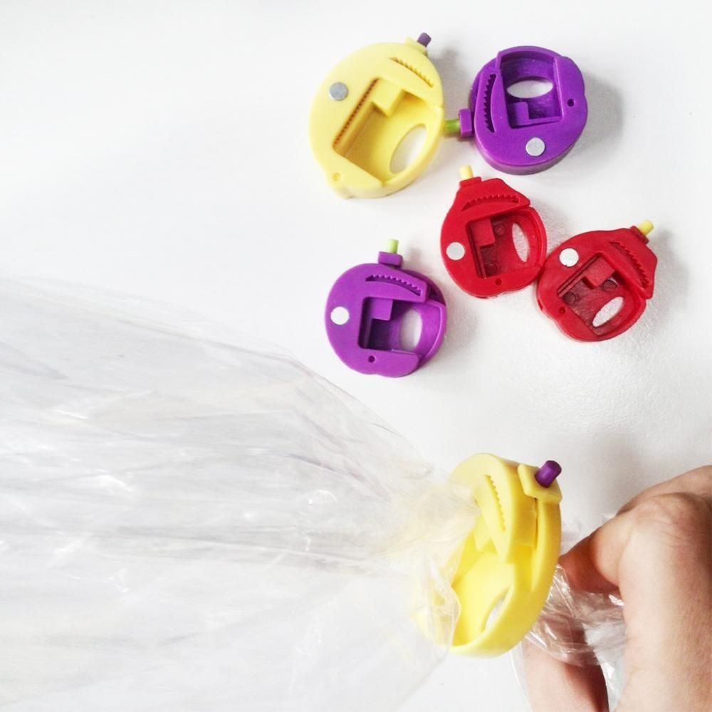 High Quality Practical Creative Popular New Color Random Kitchen Keeping Fresh Tool Bag Clip Sealer Food Snack Sealing Clips Clamp