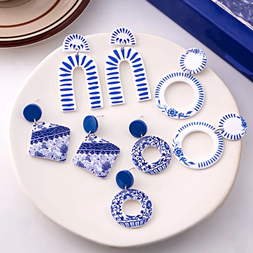 Unique Vintage Blue and White Porcelain Earrings Chinese Style Elegant Elegant Geometric Earrings Wave Point Trendy Hanfu Earrings Jewelry Accessories