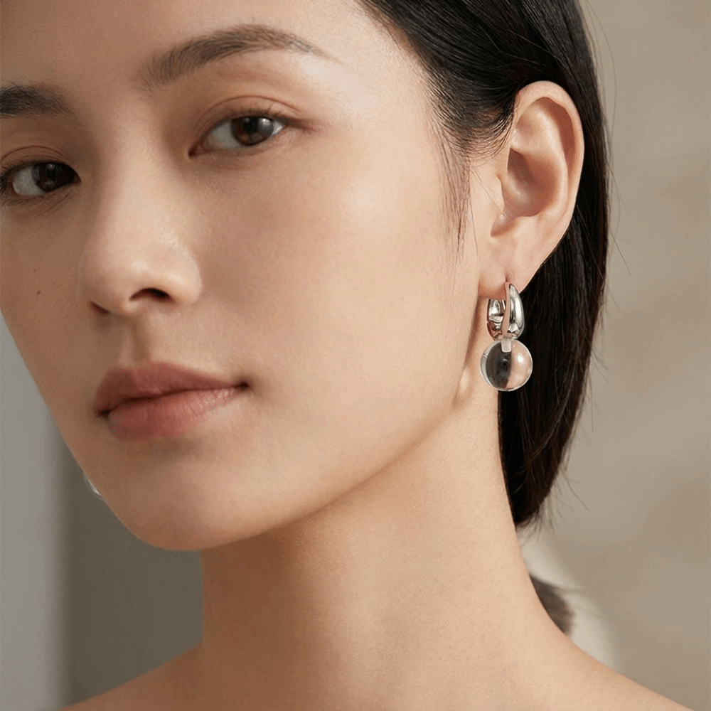 New Resin Ball Hoop Earrings Vintage Transparent Round Ball Clear Ball Earrings Minimalist Design Plated Fashion Ear Jewelry Casual
