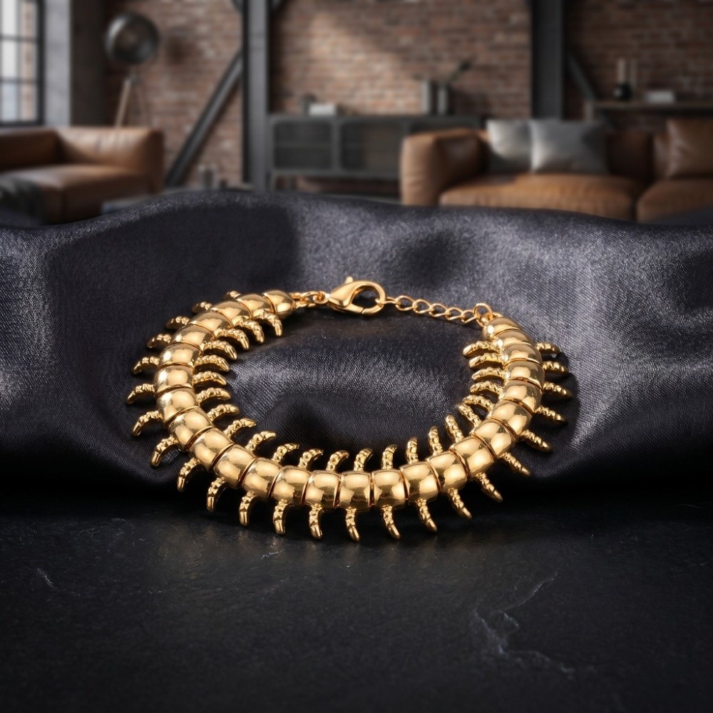 Cool Adjustable Centipede Shape Bracelet Funny Metal Punk Style Bracelet Creative Insect Bracelet Gifts