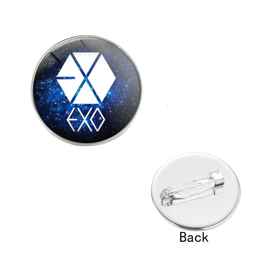 【Hongtai Store】New Fashion KPOP EXO Logo Brooches Harajuku EXO Starry Sky Pattern Badges Backpack Hat Clothes Pins Brooch Fans Souvenirs