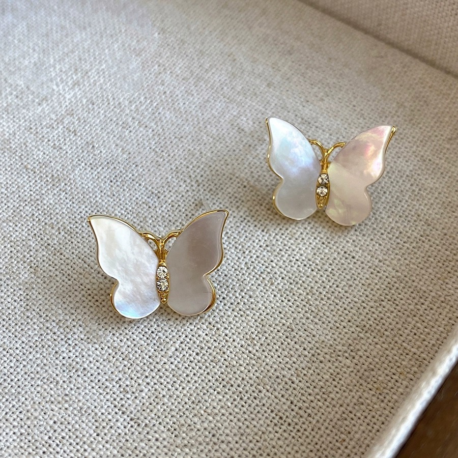 【Quality certifications】Super Fairy White Fritillary Butterfly Earrings Women's 2024 New High-end French Earrings Fashion Simple All-match Earrings