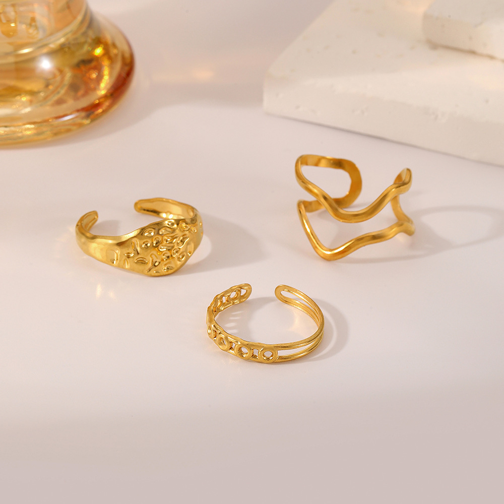 【Special offer】Fashion New All-match Distinctive Stainless Steel Golden Open Chain Pattern Hammer Pattern Wave Ring Women's Suit