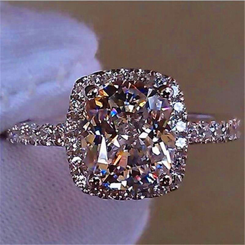 【Qian poem li Store】Luxury Female Girl Big Crystal CZ Stone Ring Silver Color White Blue Green Wedding Rings Promise Ring