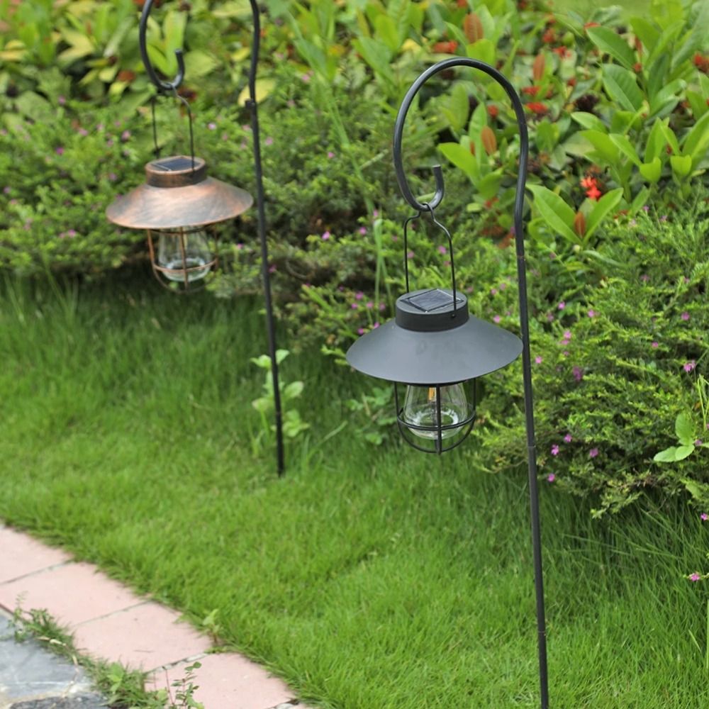 Atmosphere Light Retro Solar Lantern Lamp Vintage Waterproof Hanging Tent Lamp Portable Creative LED Oil Lamp Yard Lawn