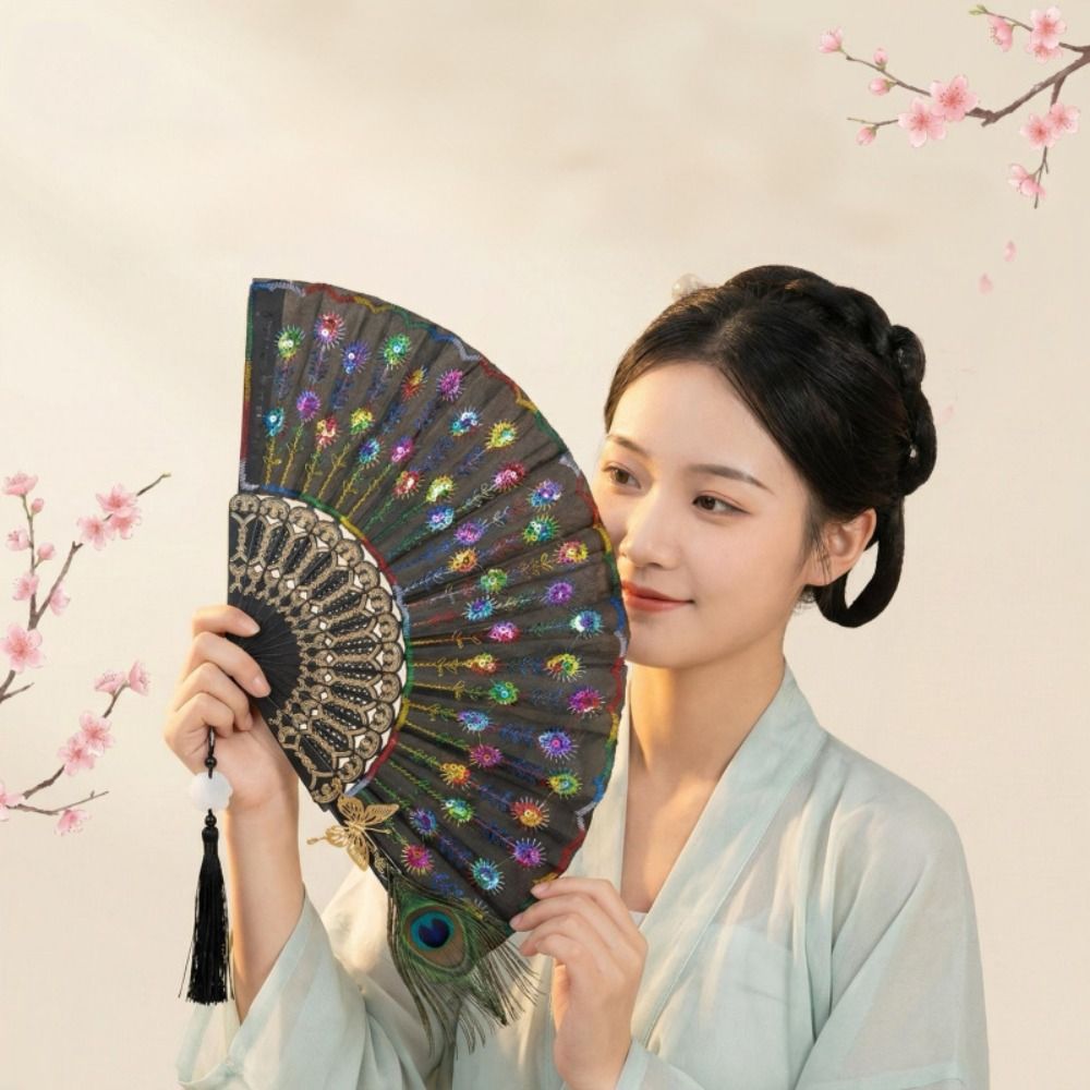 Photography Props Chinese Style Peacock Feather Folding Fan Portable Retro Dance Hand Fans Exquisite Classical Elegant Handheld Fans Wedding Party Decor