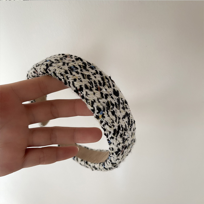 【Exclusive Discount】New retro small hand-woven wool wide-brimmed black and white plaid sponge Gaul headband matching hair