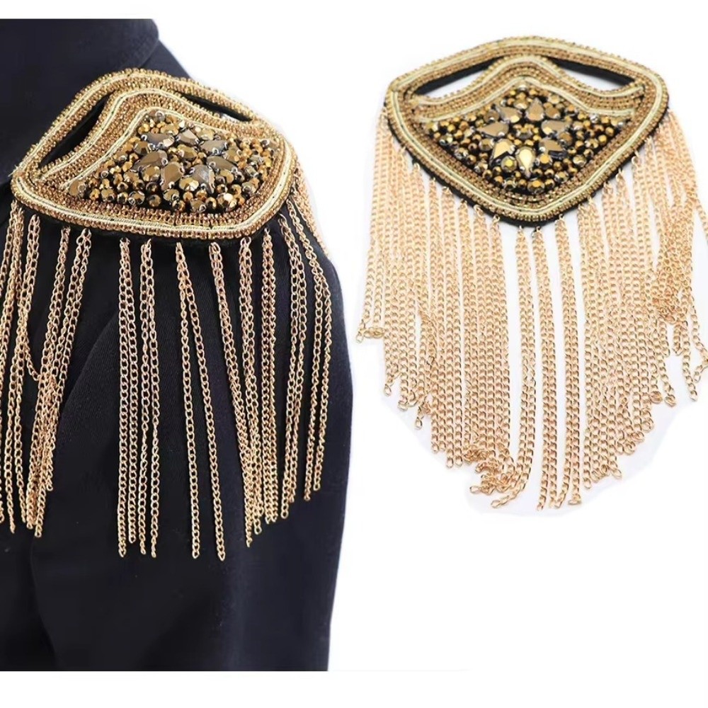 1PC New Beaded Decoration Diamond Tassel Epaulets Detachable Rhinestone Tassel Epaulette Sparkling Long Tassels Brooch Epaulet Clothing Decoration