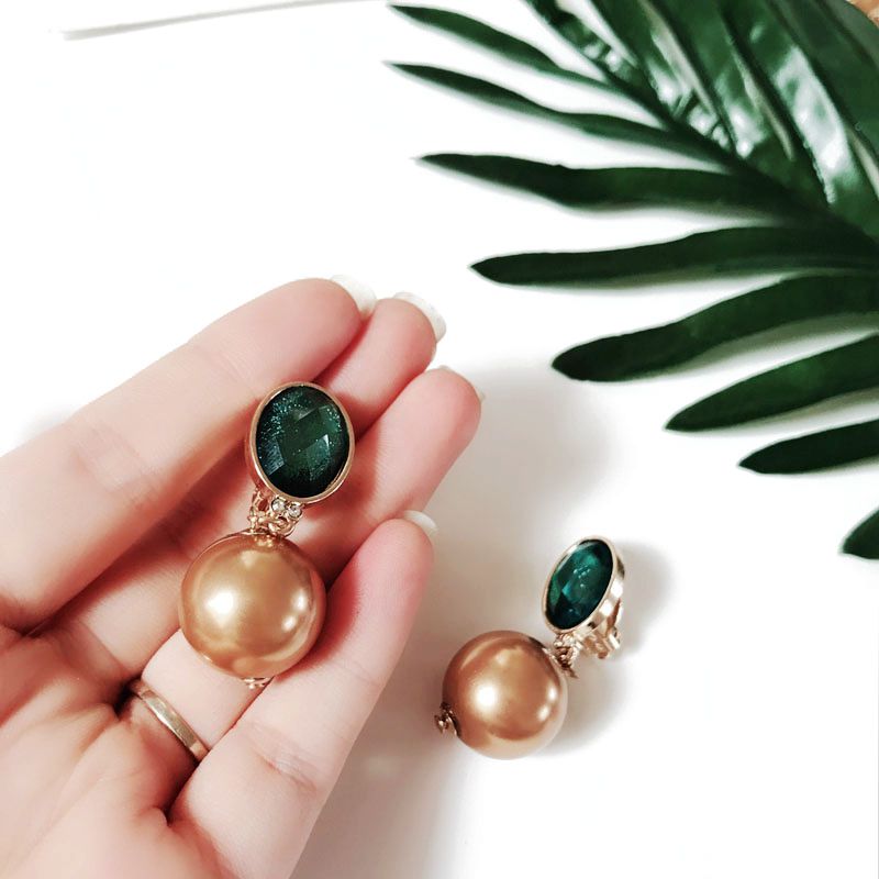 【Happy LifeStore】Design Brown Pearl Clip Earring