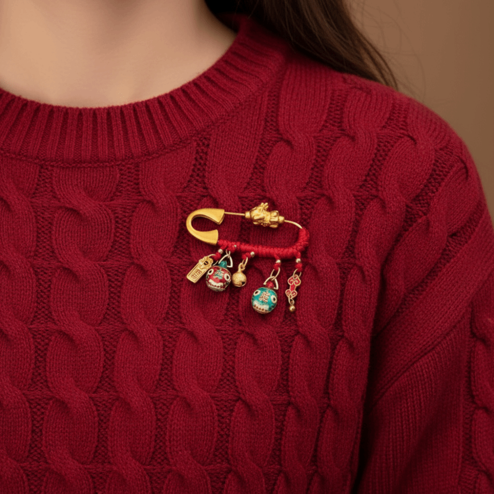 Fashion Horse Year Zodiac Horse Brooch Pendant Color Best Wishes Pins Pony One-year-old Gift Sand-plated Ornaments Pregnant Women