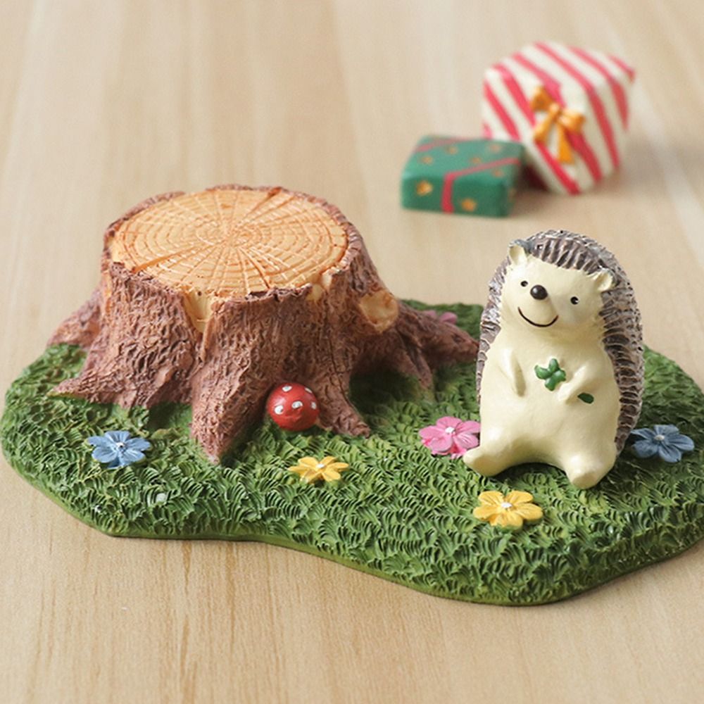 TV Cabinet Ornament Kawaii Tree Hole Ornament Cartoon Mini Lawn Resin Ornament Exquisite Romance Pastoral Style Desk Craft Children