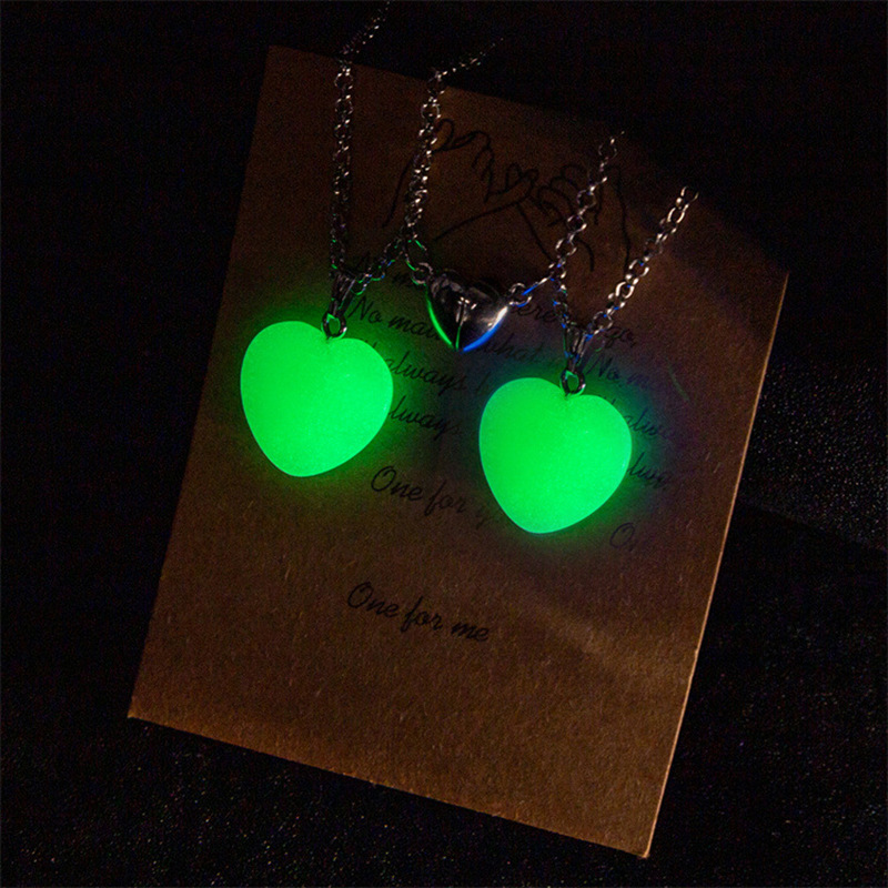 2Pcs/Set Luminous Heart Pendant Couple Magnetic Necklace Hexagonal Column Geometric Pendant Necklace Jewelry Gifts