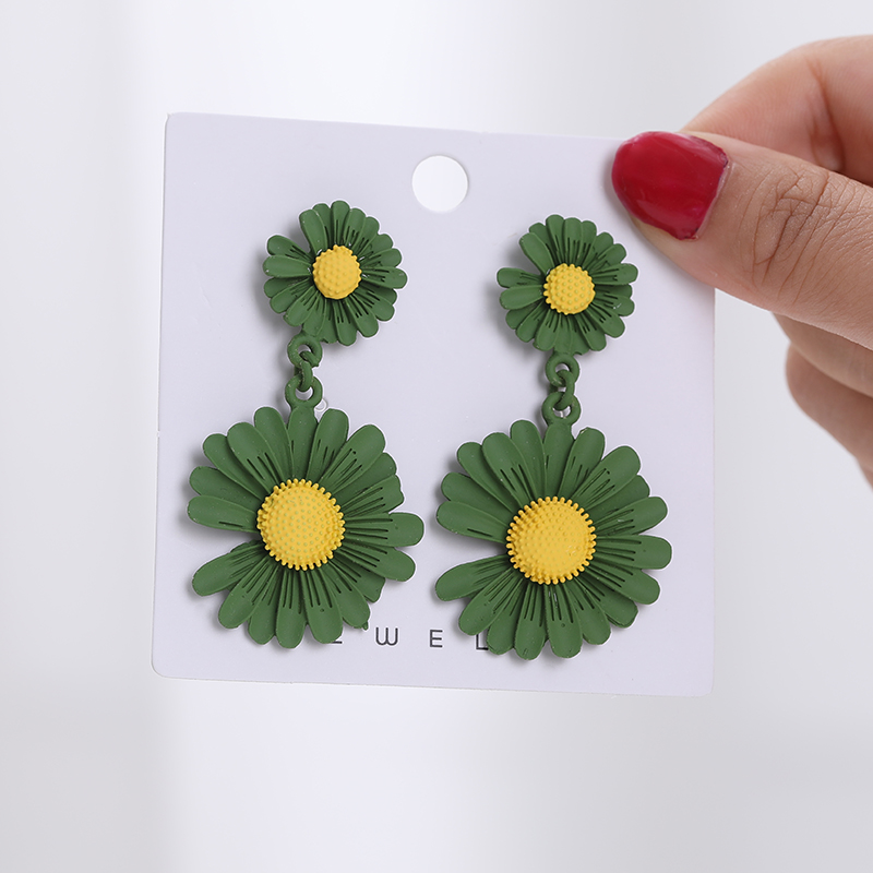【Hongtai Store】Flower Earrings Wo Fresh Sunflower Accessories Girls Sweet Candy Daisy Flower Elegant Female Dangle Earrings