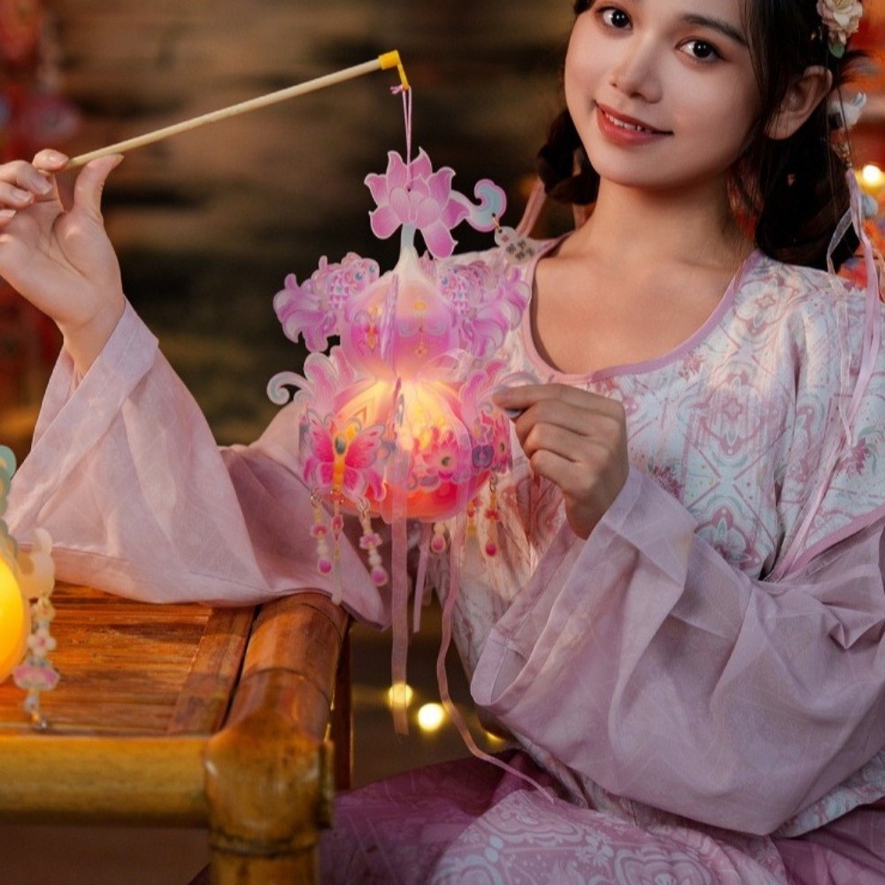 Cute Chinese Style Portable Gourd Lantern Handmade PVC Mid-Autumn Lantern with Tassel Traditional Craft Handheld Gourd Lantern Children Activity