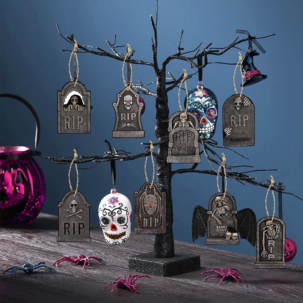 16pcs Creative Mini Halloween Tombstone Pendant Festival Scary Graveyard Tombstone Signs Funny DIY Decor Tombstone Corpse Hanging Tags Party Layout