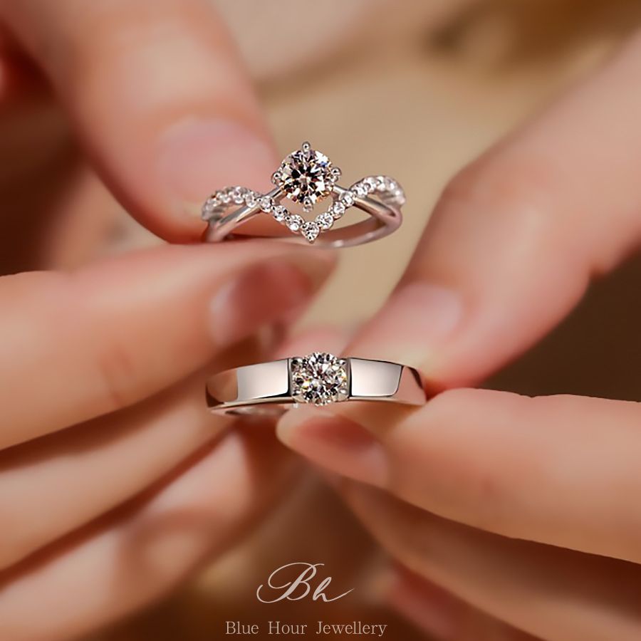 【Trendy for Couple's Ring Four Claw 1 karat Zircon Diamond Ring Pair for Men Women Wedding Ring Crown Opening Pair Ring