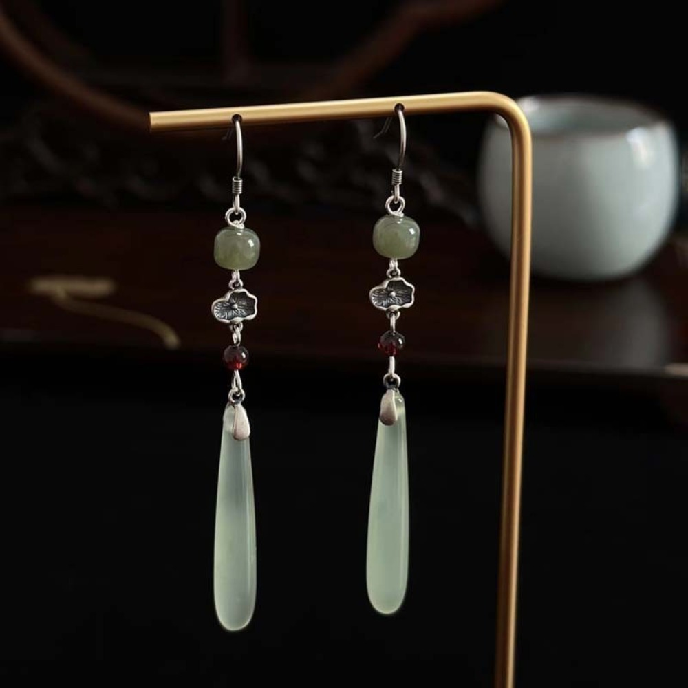 Unique Vintage Water Drop Earrings Elegant Chinese Style Butterfly Flower Earrings Geometric Plating Hanfu Earrings Women